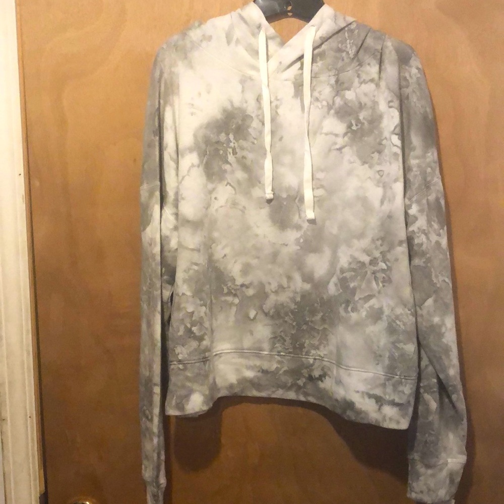 Grey cropped hoodie
